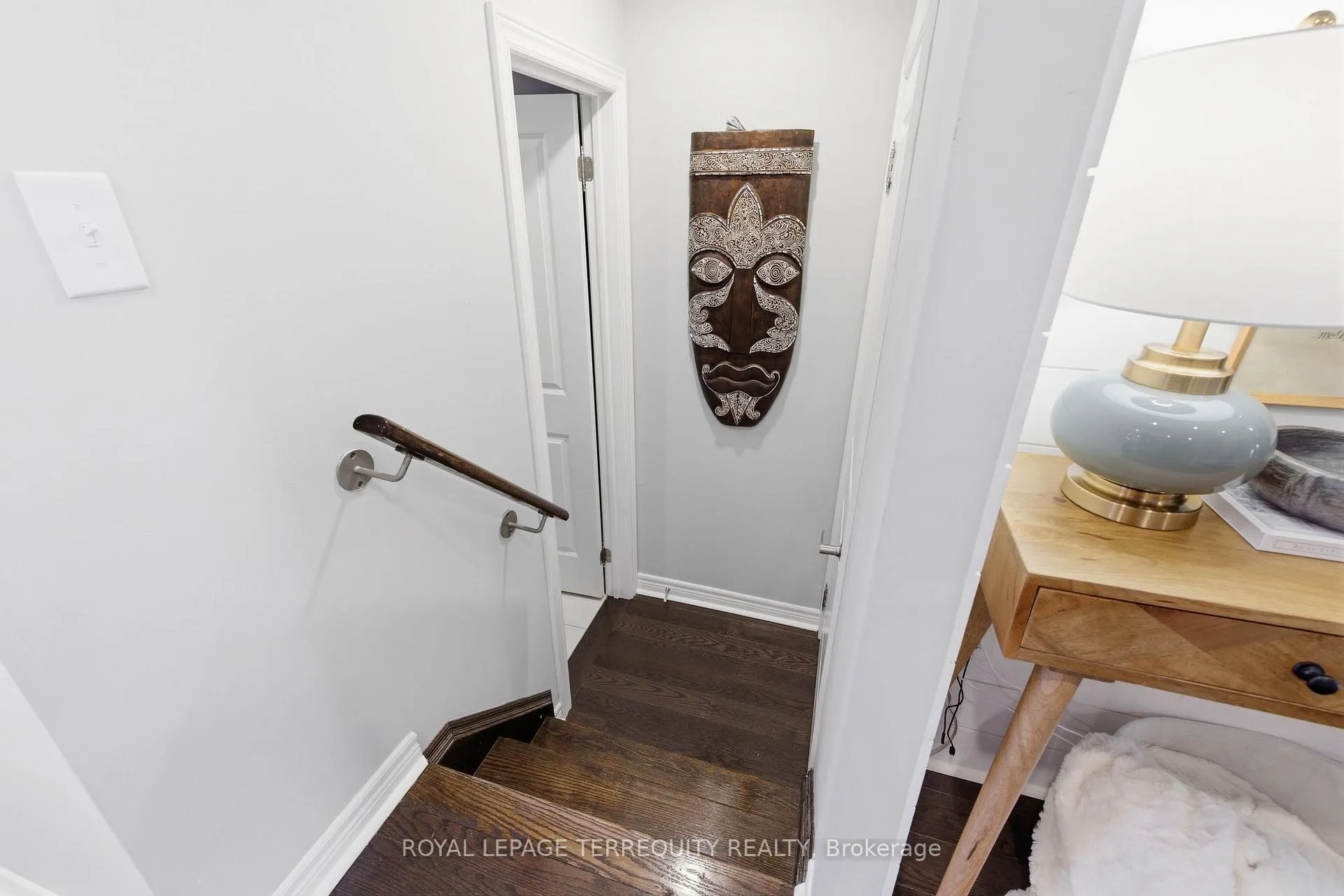 Photo 18 of 146 Underwood Drive, Whitby, Brooklin — HOMEH