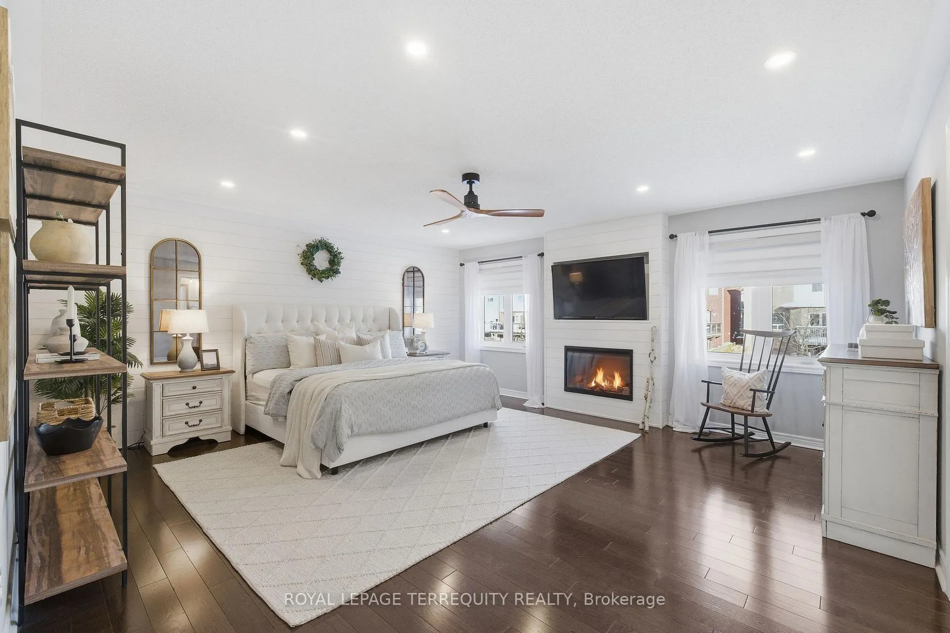 Photo 21 of 146 Underwood Drive, Whitby, Brooklin — HOMEH