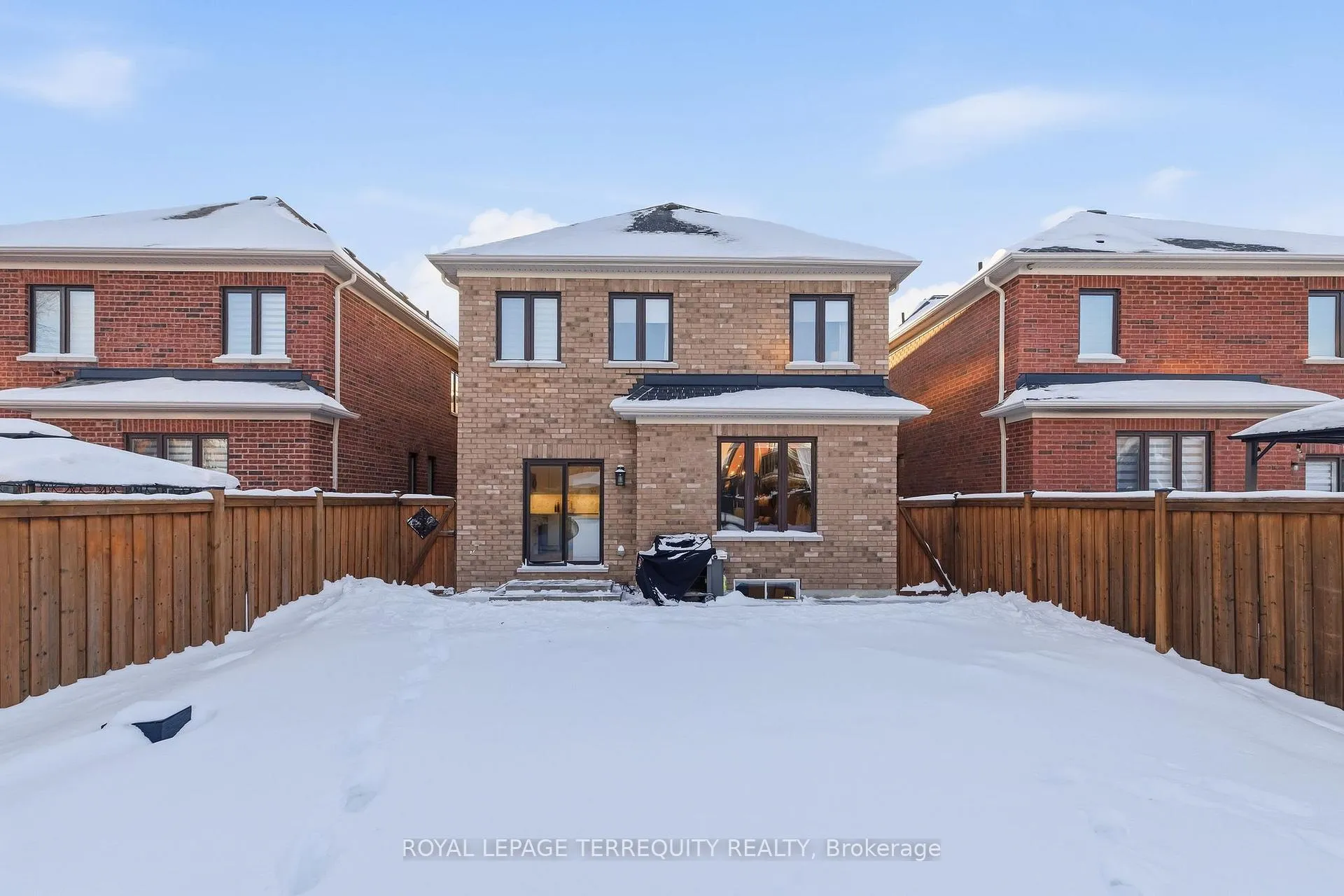 Photo 40 of 146 Underwood Drive, Whitby, Brooklin — HOMEH
