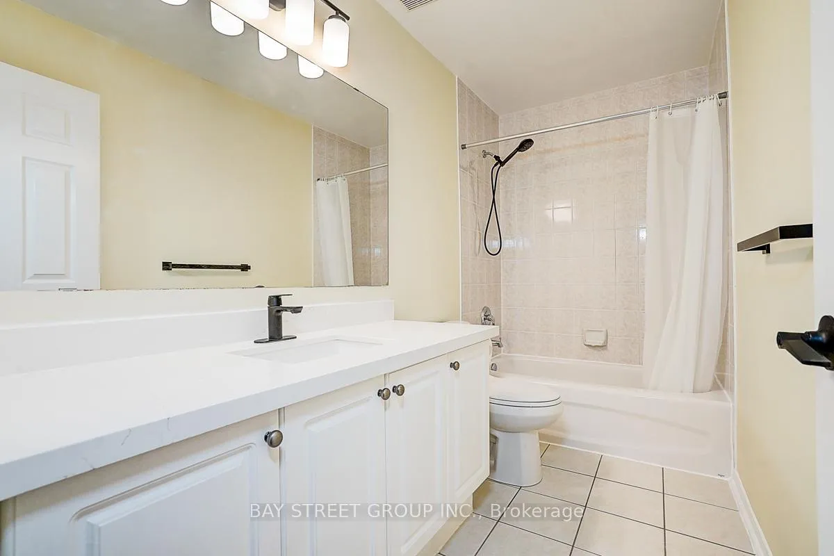 Photo 28 of 1021 Trail Valley Drive, Oshawa, Pinecrest — HOMEH