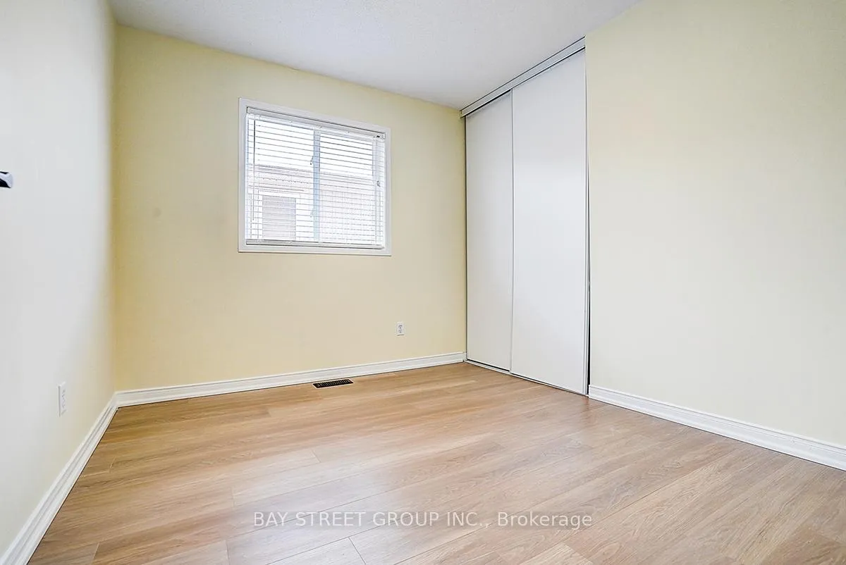 Photo 30 of 1021 Trail Valley Drive, Oshawa, Pinecrest — HOMEH