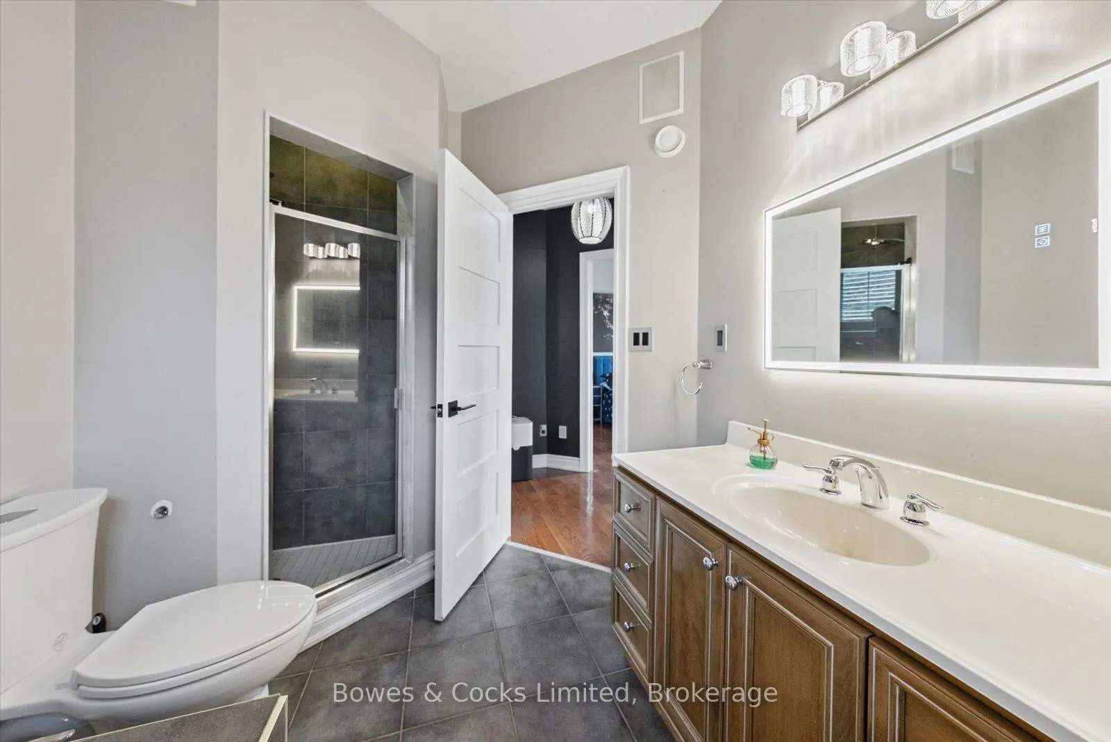 Photo 15 of 4588 Paynes Crescent, Clarington, Rural Clarington — HOMEH