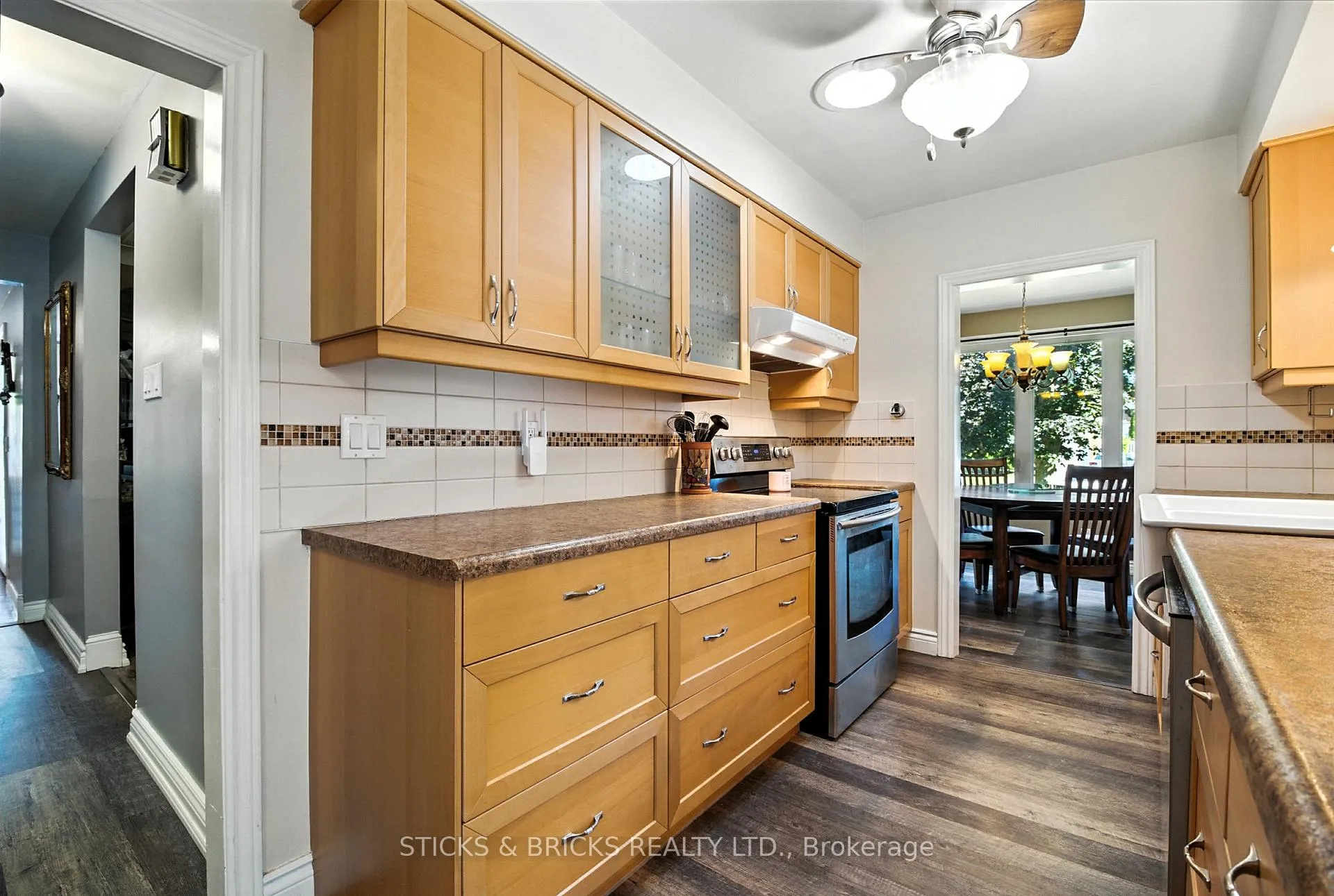 Photo 13 of 6750 Cherrygrove Road, Niagara Falls, Morrison — HOMEH