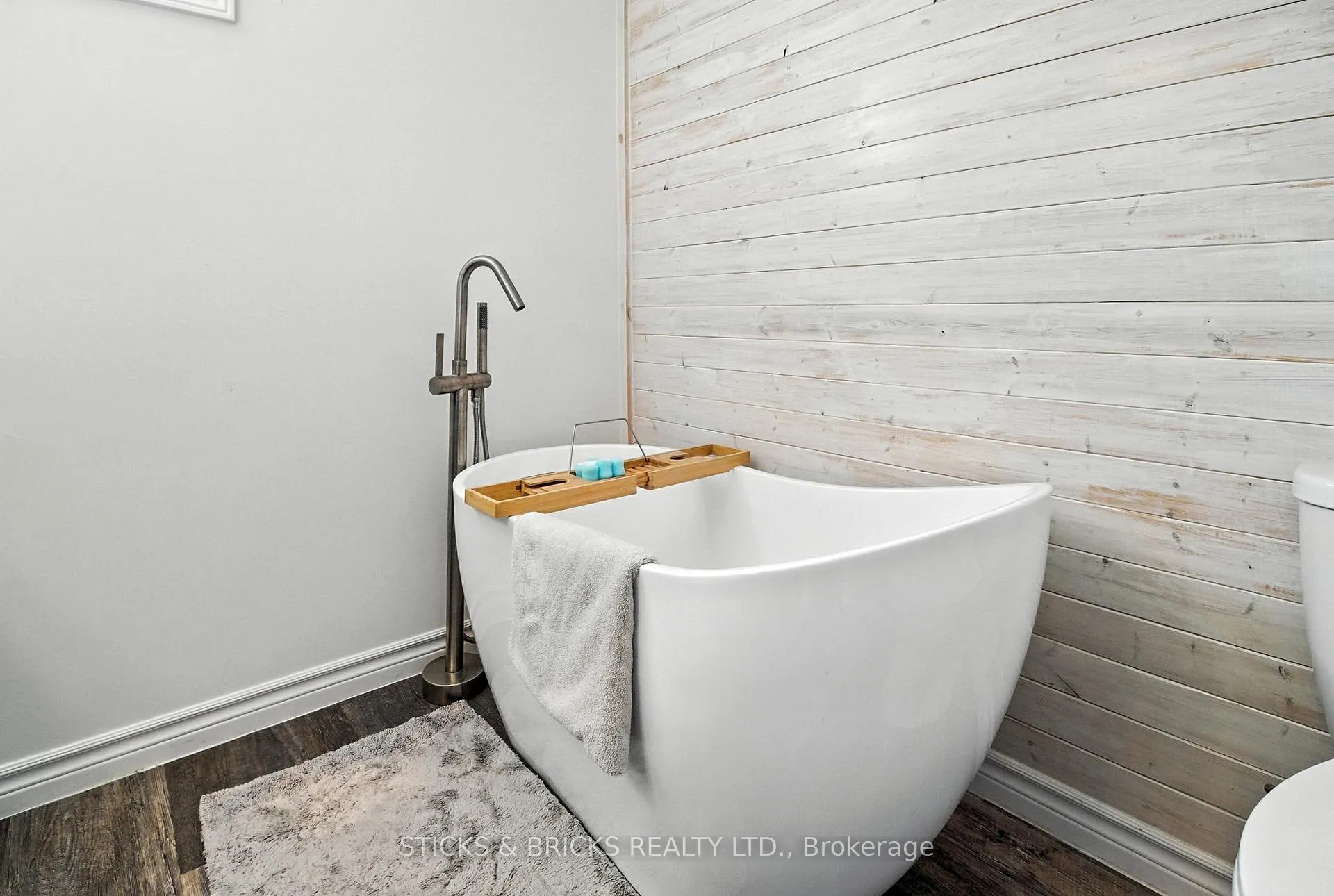 Photo 22 of 6750 Cherrygrove Road, Niagara Falls, Morrison — HOMEH