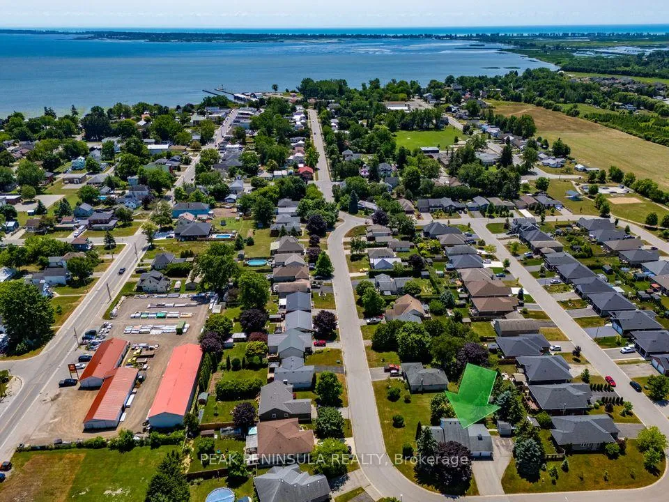Photo 39 of 23 Backus Drive, Norfolk, Port Rowan — HOMEH
