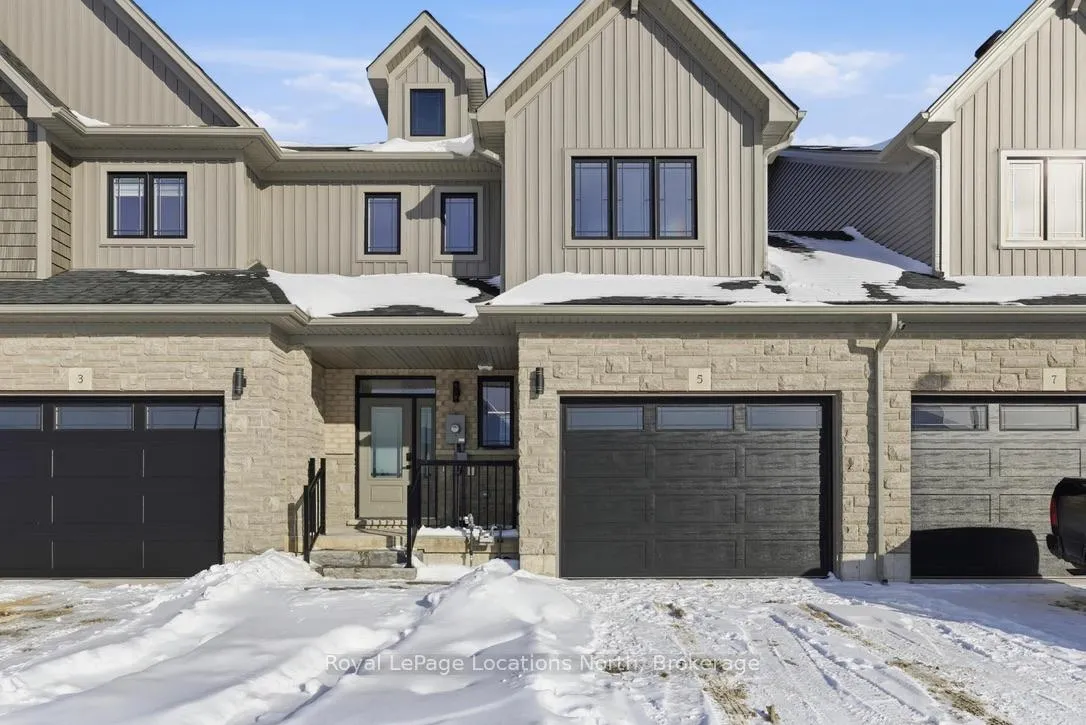 Front of 5 Swain Crescent