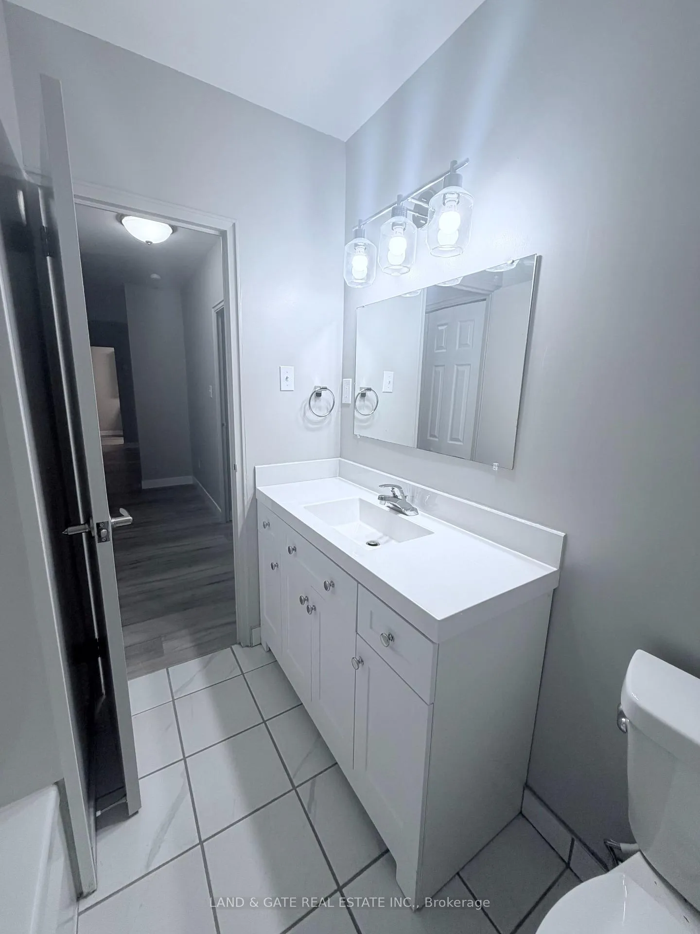 Photo 17 of Unit 101, 330 Gibb Street, Oshawa, Vanier — HOMEH