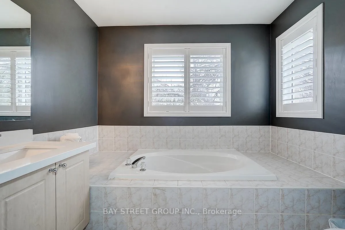 Photo 10 of 52 Whitewater Street, Whitby, Pringle Creek — HOMEH
