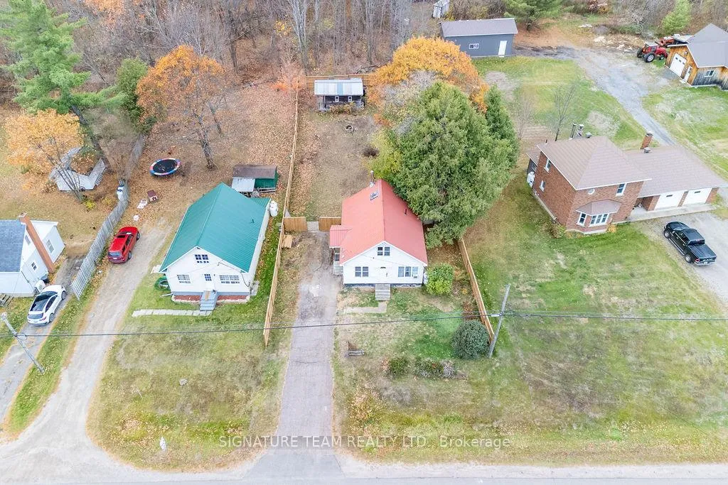 Photo 24 of 8613 60 Highway, North Algona Wilberforce, North Algona/Wilberforce Twp — HOMEH