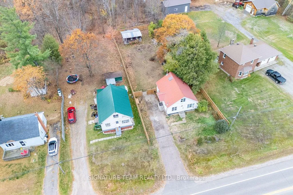 Photo 25 of 8613 60 Highway, North Algona Wilberforce, North Algona/Wilberforce Twp — HOMEH