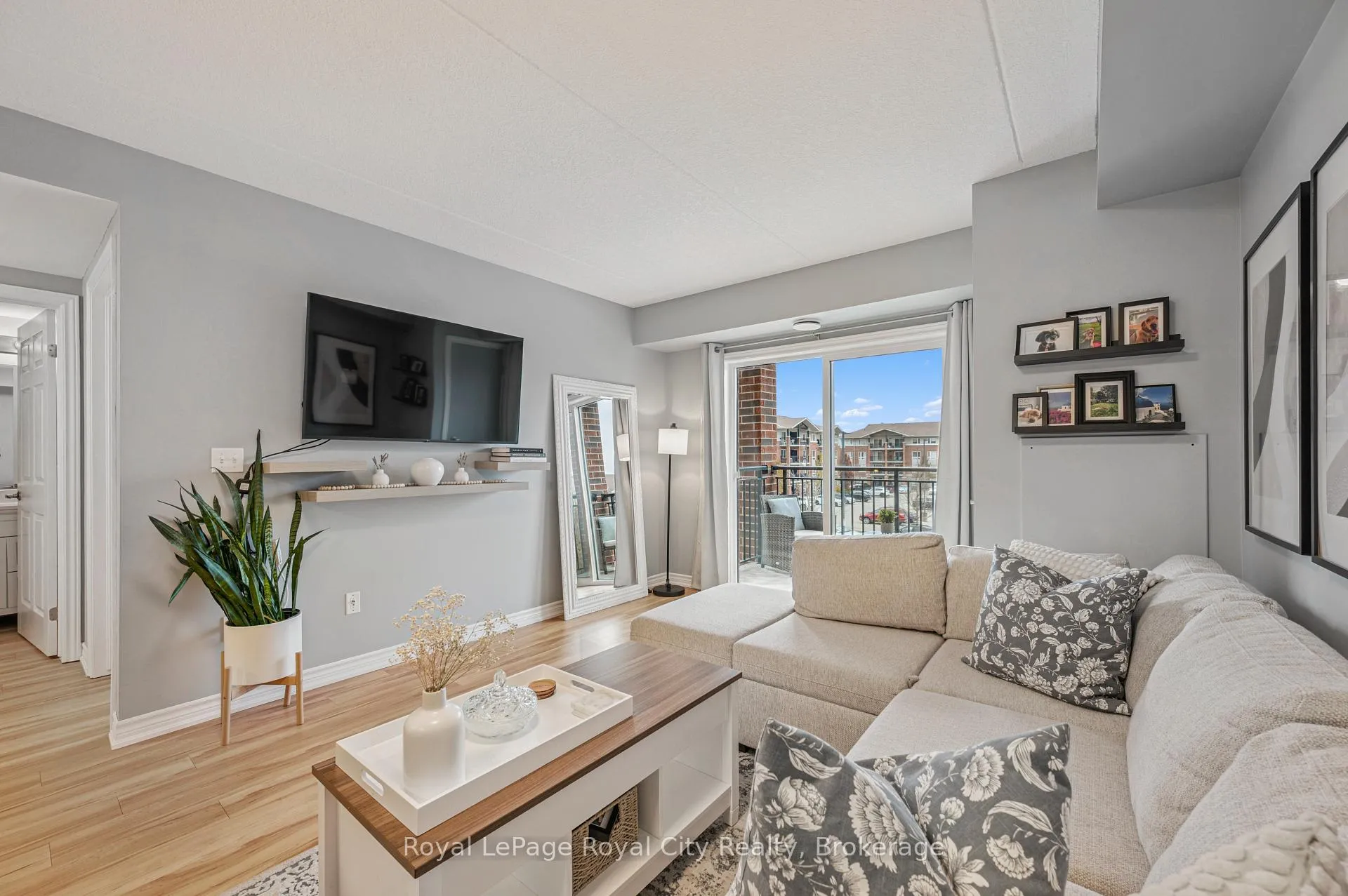 Photo 4 of Unit 309, 41 Goodwin Drive, Guelph, Pineridge/Westminster Woods — HOMEH