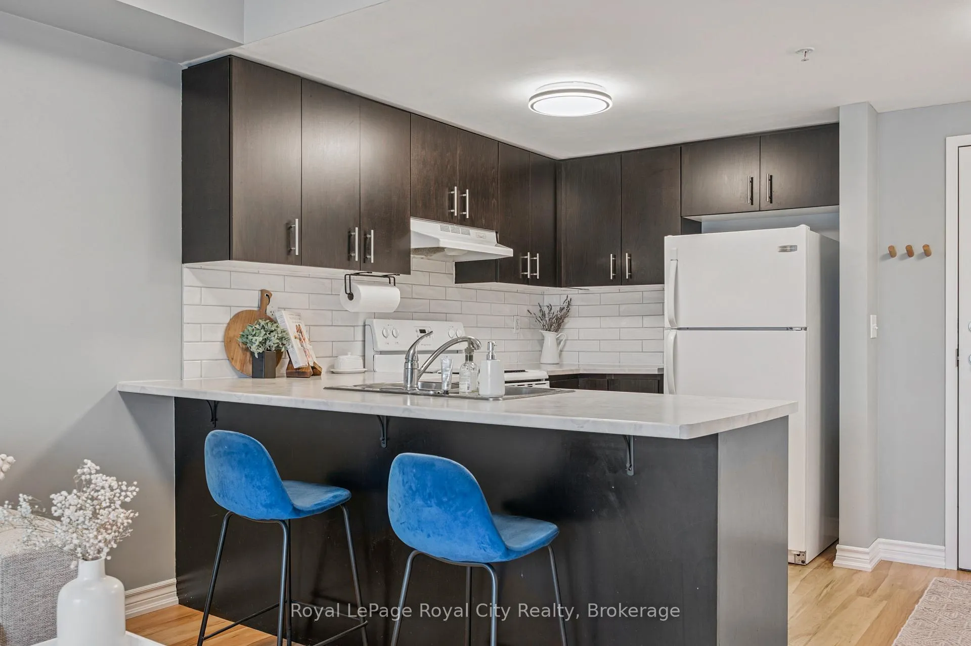 Photo 6 of Unit 309, 41 Goodwin Drive, Guelph, Pineridge/Westminster Woods — HOMEH