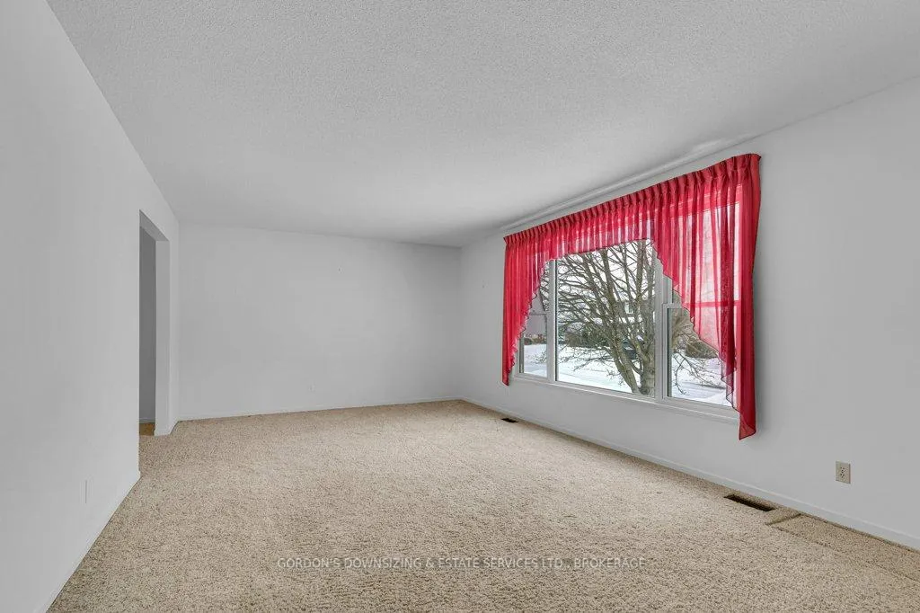 Photo 6 of 35 Mortensen Drive, Loyalist, Amherstview — HOMEH