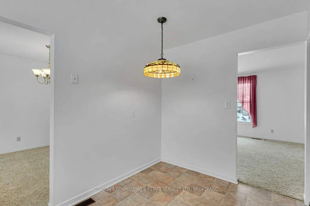 Photo 15 of 35 Mortensen Drive, Loyalist, Amherstview — HOMEH