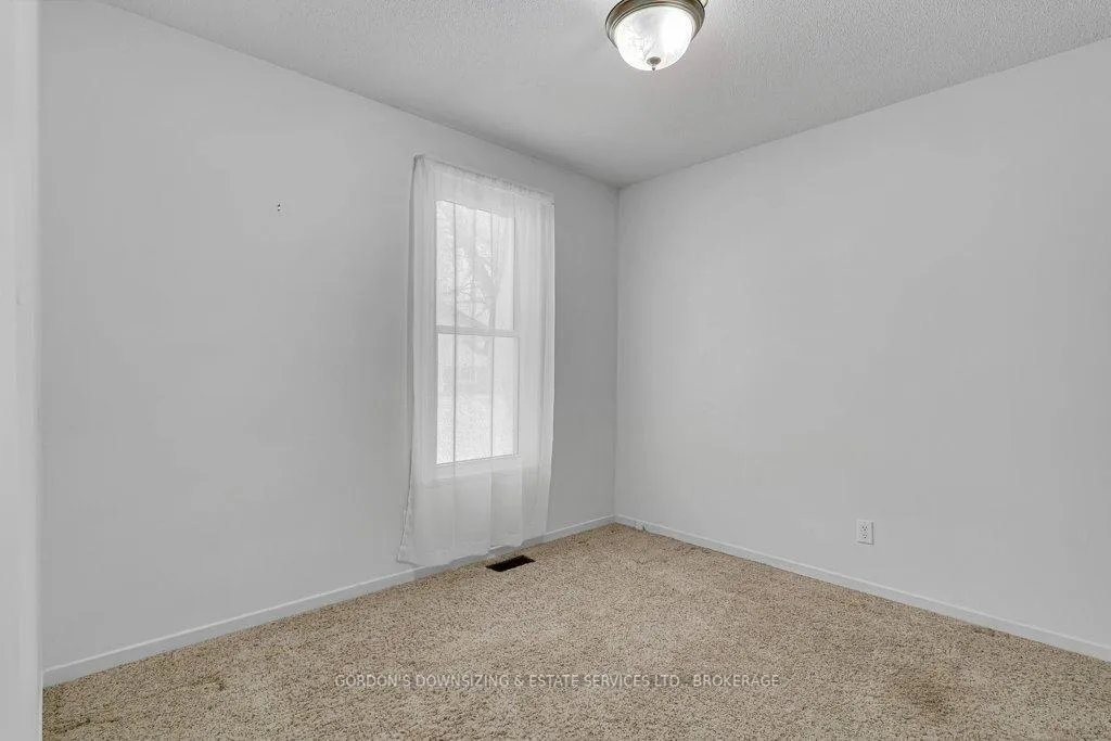Photo 24 of 35 Mortensen Drive, Loyalist, Amherstview — HOMEH