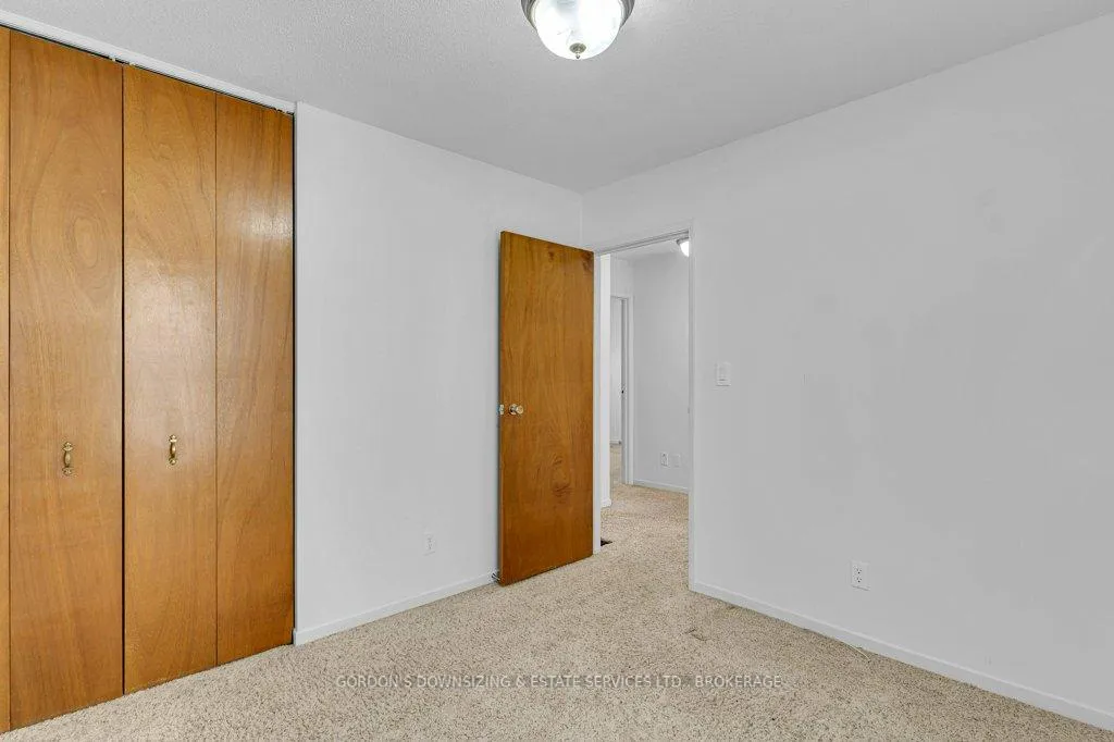 Photo 25 of 35 Mortensen Drive, Loyalist, Amherstview — HOMEH