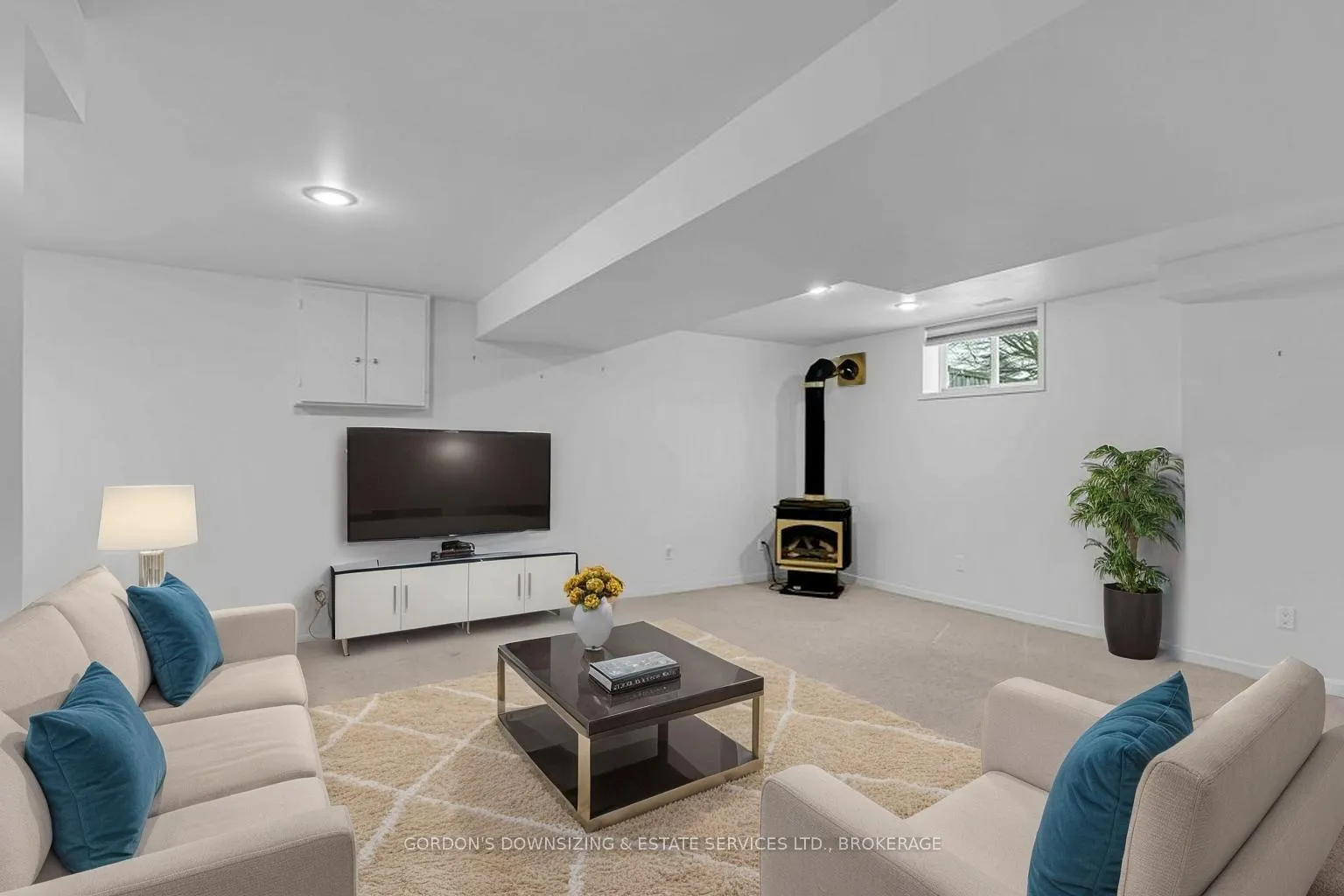 Photo 30 of 35 Mortensen Drive, Loyalist, Amherstview — HOMEH