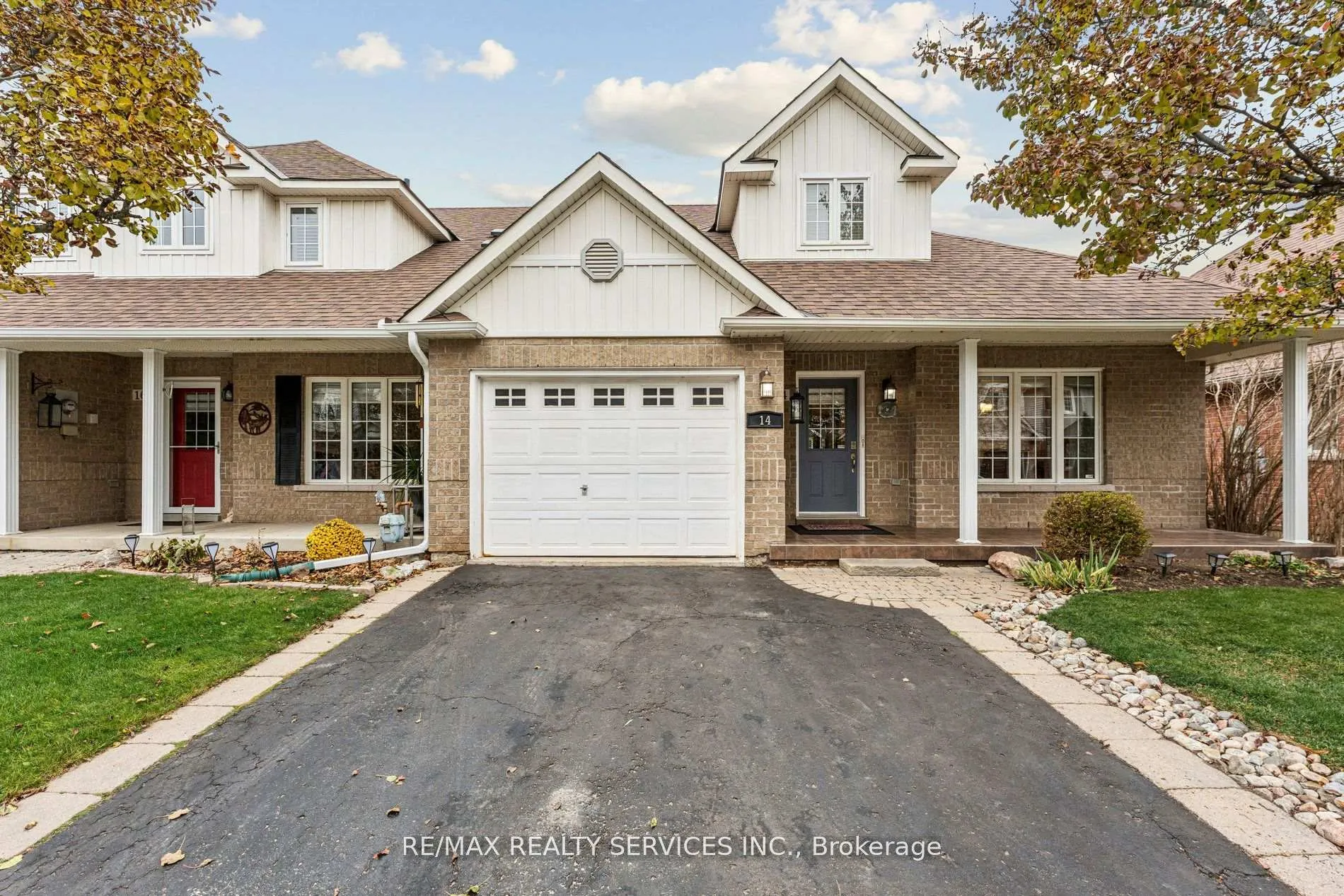 Photo 2 of 14 McKinley Crescent, Caledon, Caledon East — HOMEH