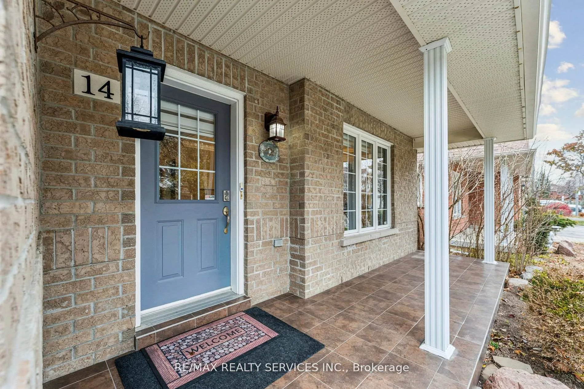 Photo 3 of 14 McKinley Crescent, Caledon, Caledon East — HOMEH