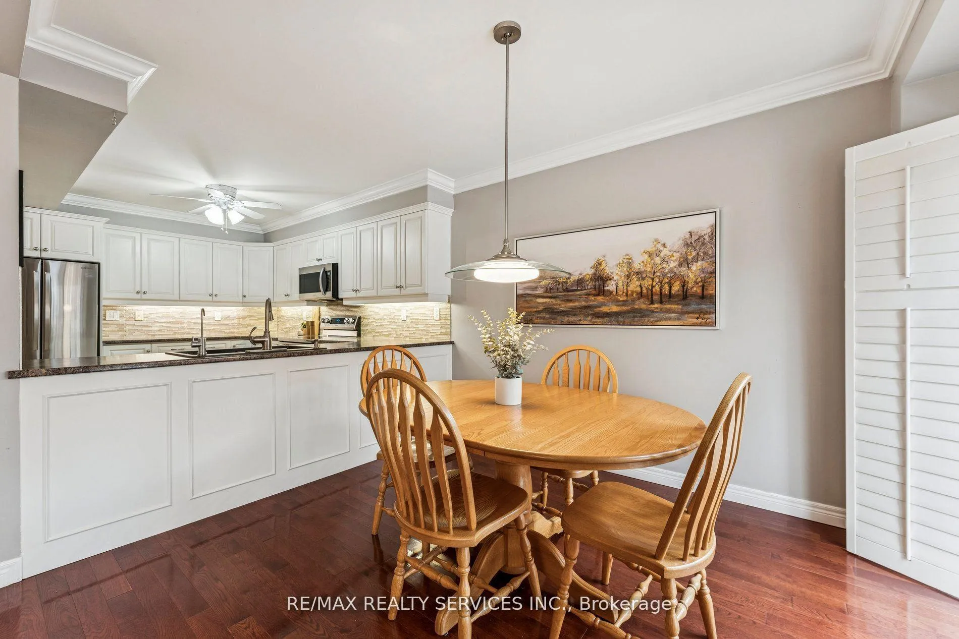Photo 11 of 14 McKinley Crescent, Caledon, Caledon East — HOMEH