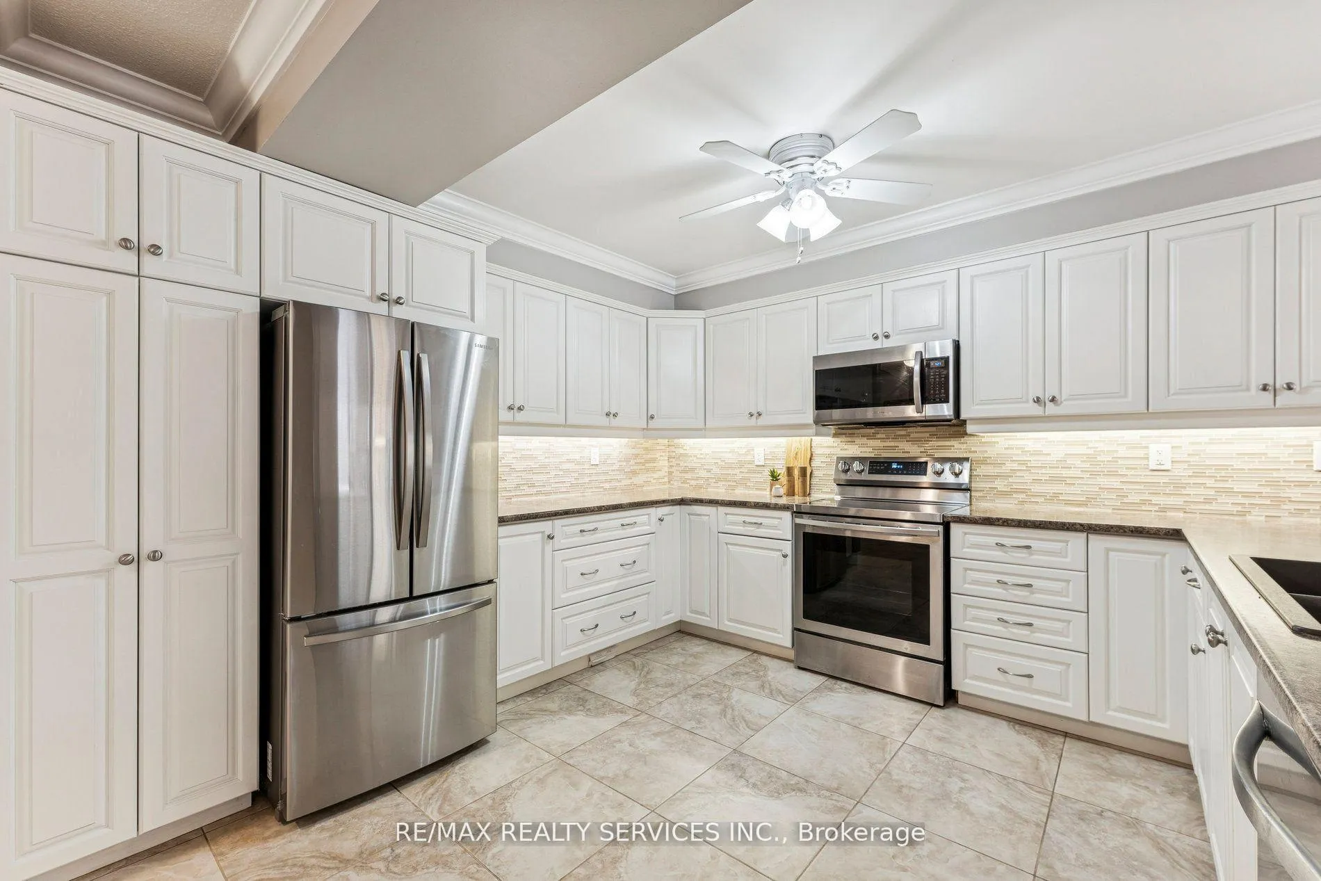 Photo 16 of 14 McKinley Crescent, Caledon, Caledon East — HOMEH