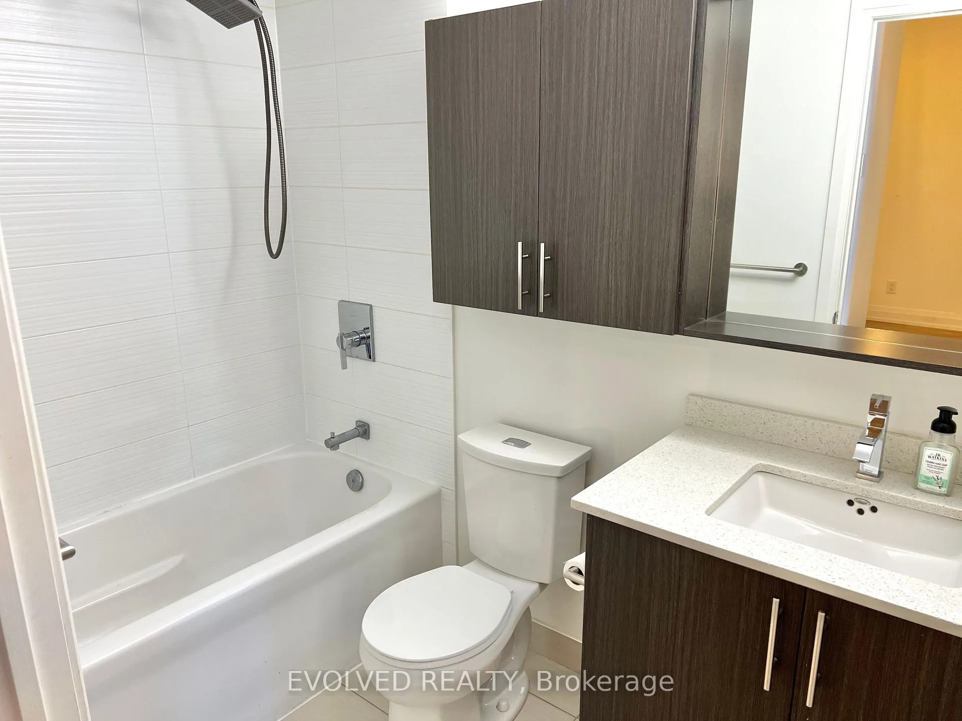 Photo 8 of Unit 417, 3600 Highway 7 Road, Vaughan, East Woodbridge — HOMEH