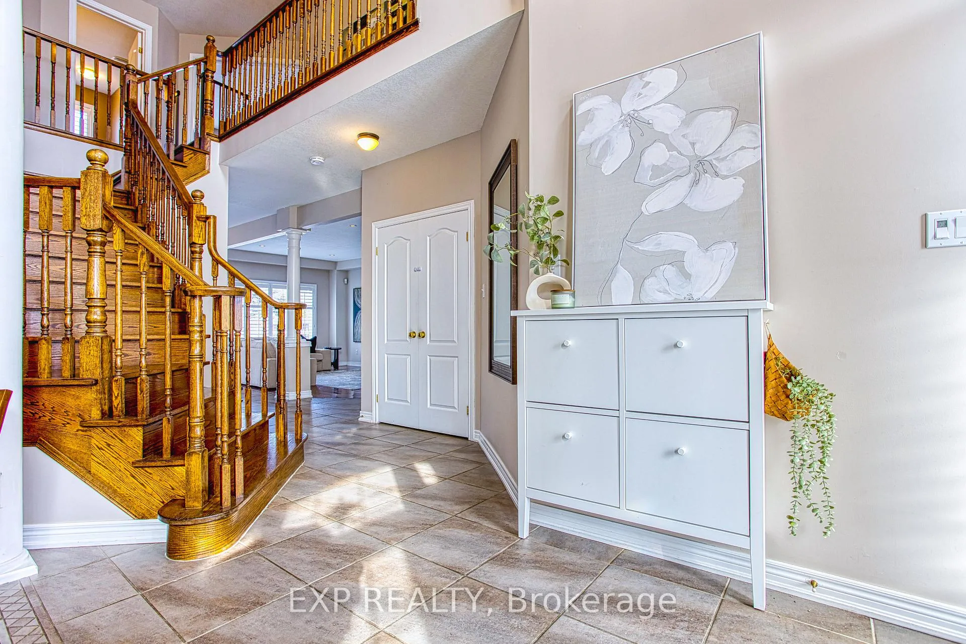 Photo 4 of 52 Biggs Avenue, Hamilton, Meadowlands — HOMEH