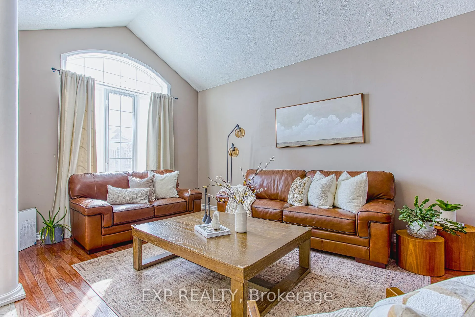 Photo 6 of 52 Biggs Avenue, Hamilton, Meadowlands — HOMEH