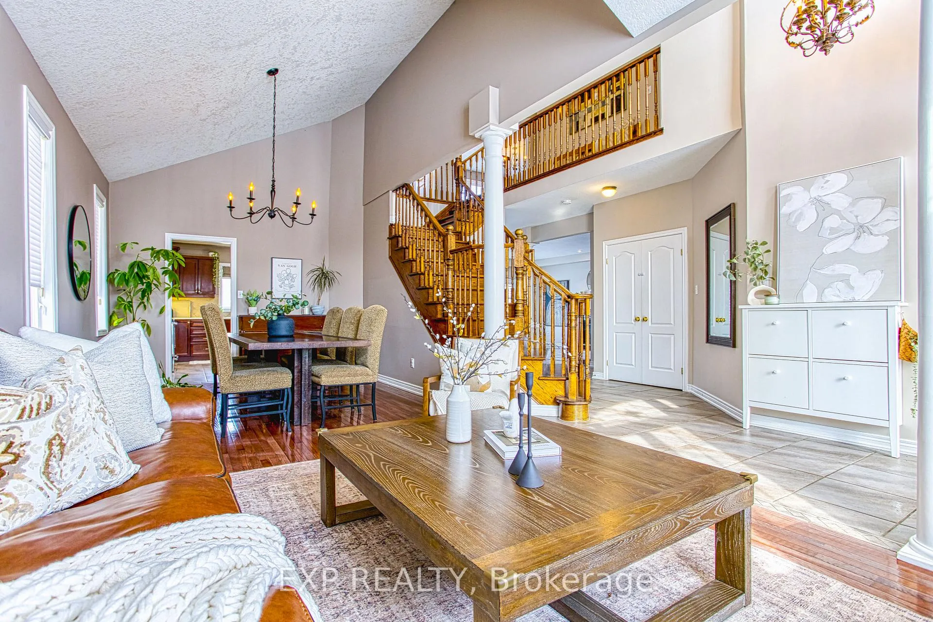 Photo 9 of 52 Biggs Avenue, Hamilton, Meadowlands — HOMEH