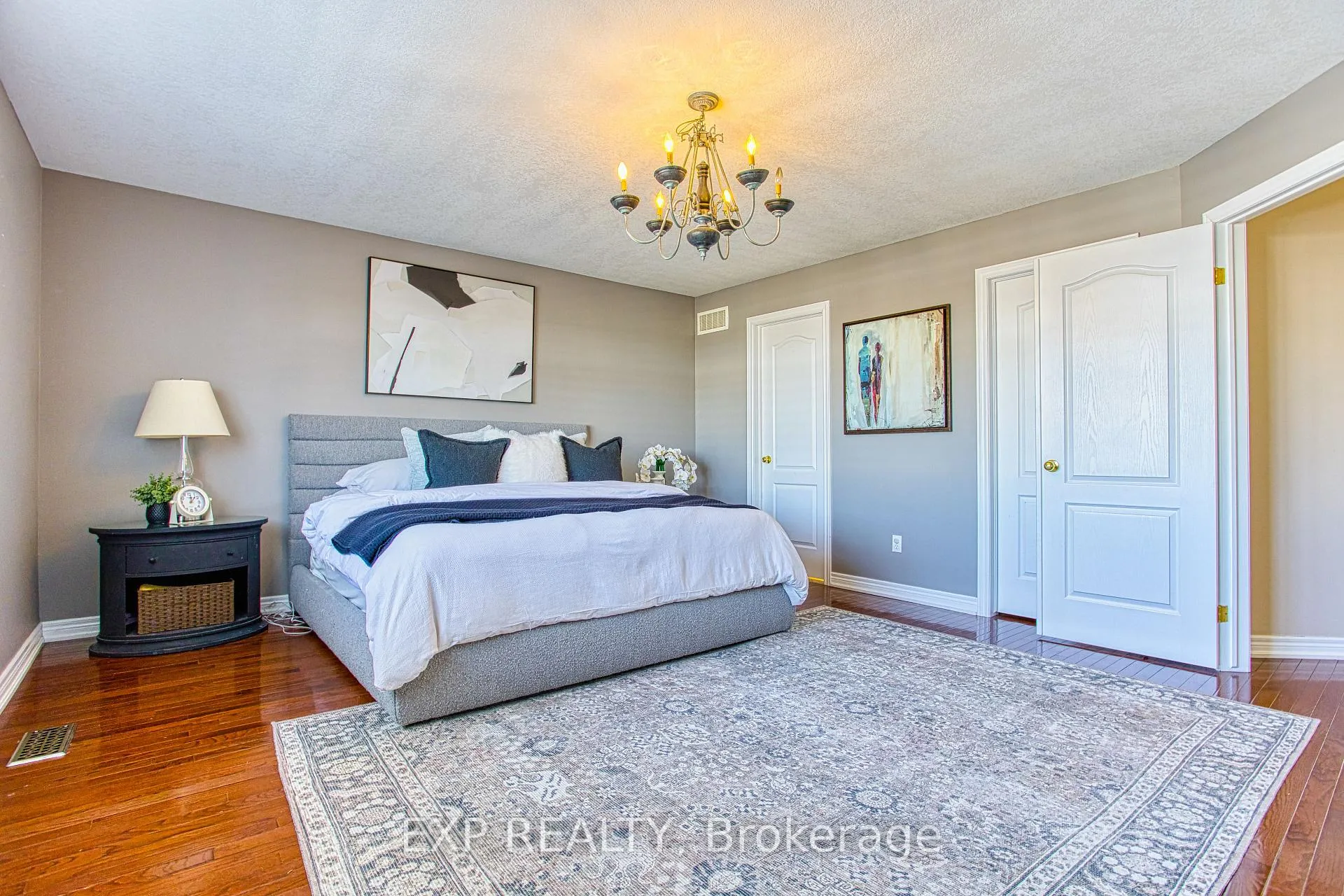 Photo 29 of 52 Biggs Avenue, Hamilton, Meadowlands — HOMEH