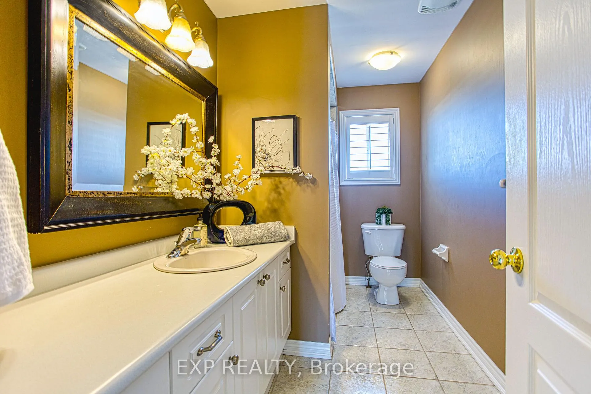 Photo 37 of 52 Biggs Avenue, Hamilton, Meadowlands — HOMEH