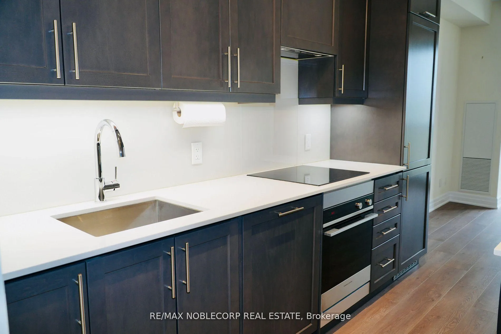 Photo 9 of Unit 1511, 9085 Jane Street, Vaughan, Concord — HOMEH