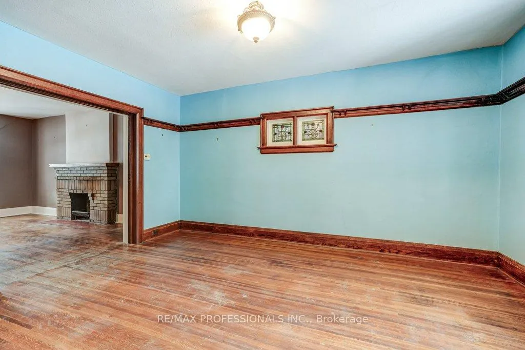 Photo 16 of 140 Hillsdale Avenue E, Toronto, Mount Pleasant East — HOMEH