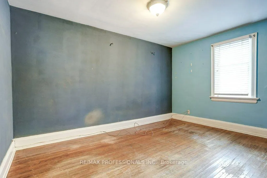 Photo 27 of 140 Hillsdale Avenue E, Toronto, Mount Pleasant East — HOMEH
