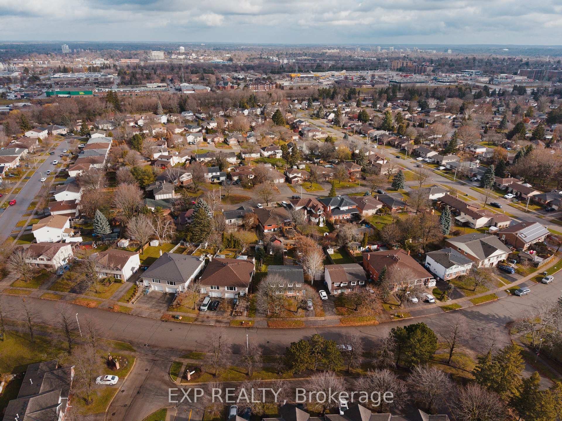 Photo 24 of 171 Marksam Road, Guelph, Willow West/Sugarbush/West Acres — HOMEH