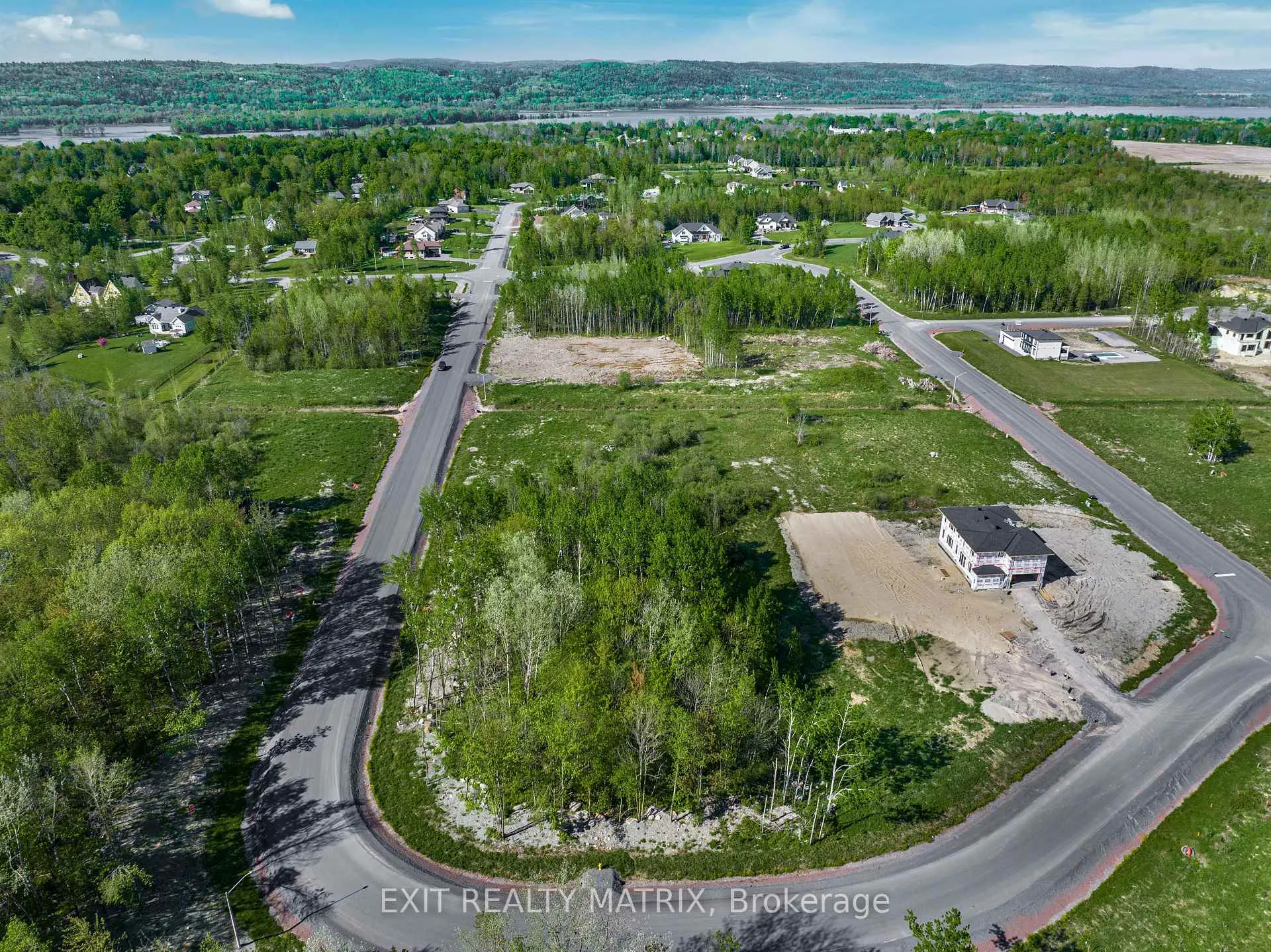 Photo 5 of 91 Soulanges Street, Champlain, Champlain Twp — HOMEH