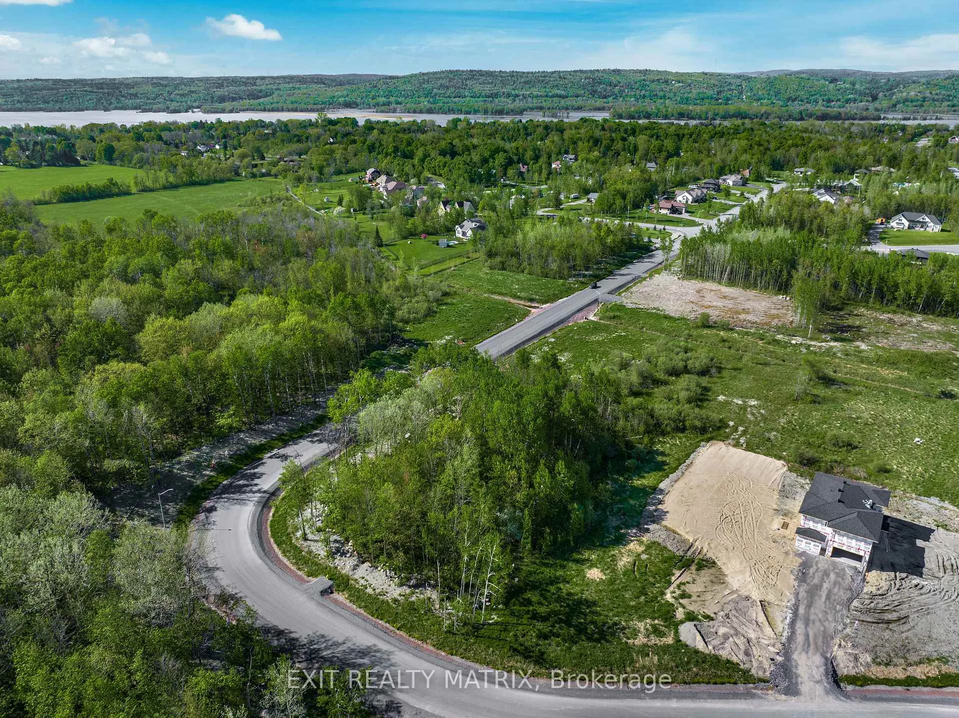 Photo 7 of 91 Soulanges Street, Champlain, Champlain Twp — HOMEH