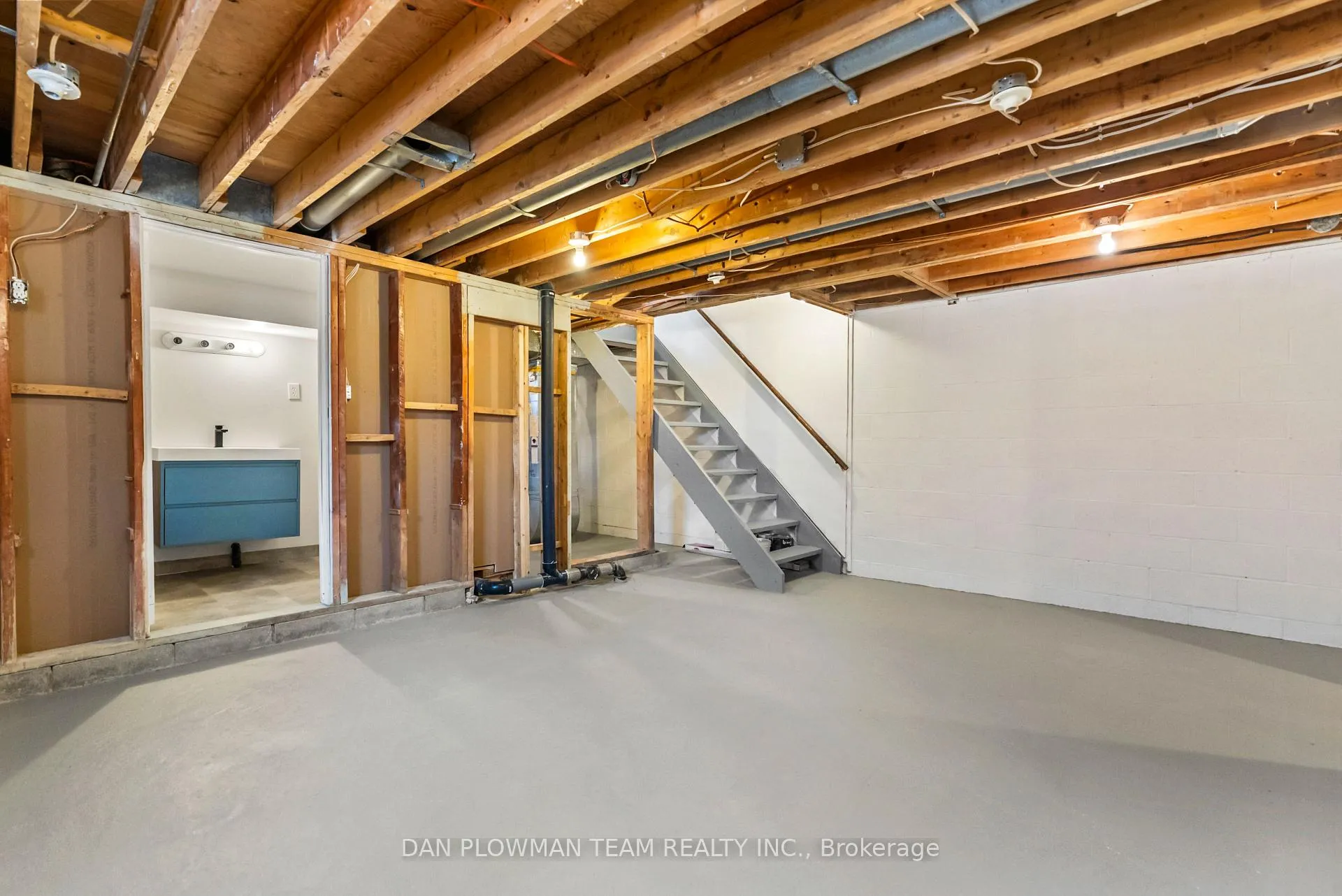 Photo 20 of 413 Mill Street, Brock, Beaverton — HOMEH