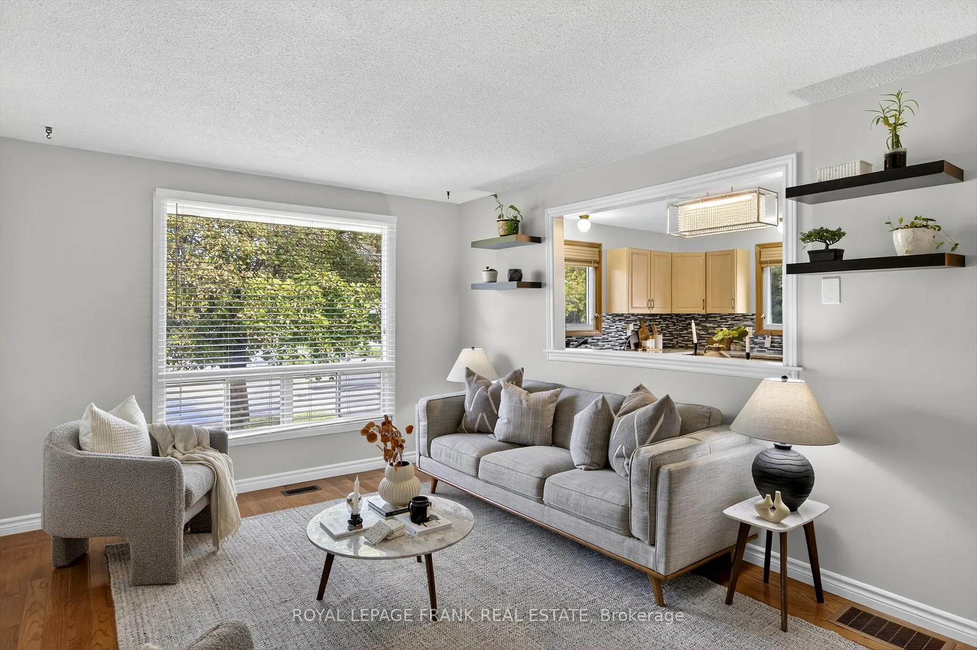 Photo 10 of 393 Southpark Drive, Peterborough, Ashburnham Ward 4 — HOMEH