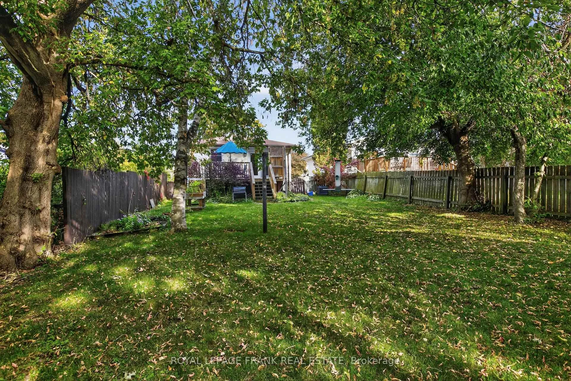 Photo 36 of 393 Southpark Drive, Peterborough, Ashburnham Ward 4 — HOMEH