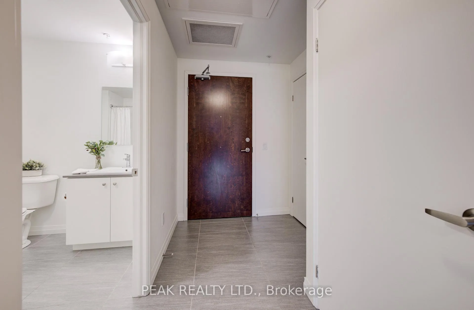 Photo 9 of Unit 903, 108 Garment Street, Kitchener, City Commercial Core — HOMEH