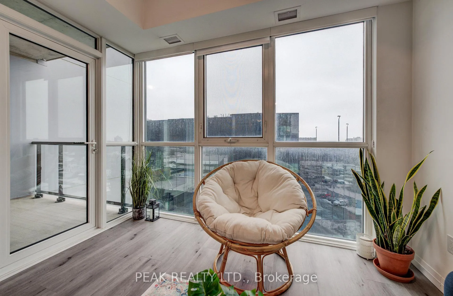 Photo 23 of Unit 903, 108 Garment Street, Kitchener, City Commercial Core — HOMEH