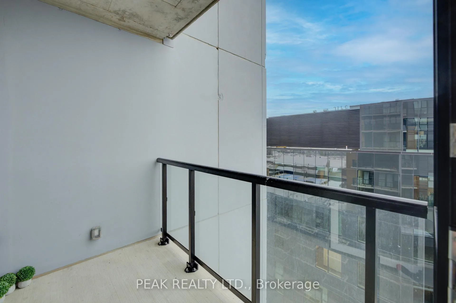Photo 33 of Unit 903, 108 Garment Street, Kitchener, City Commercial Core — HOMEH