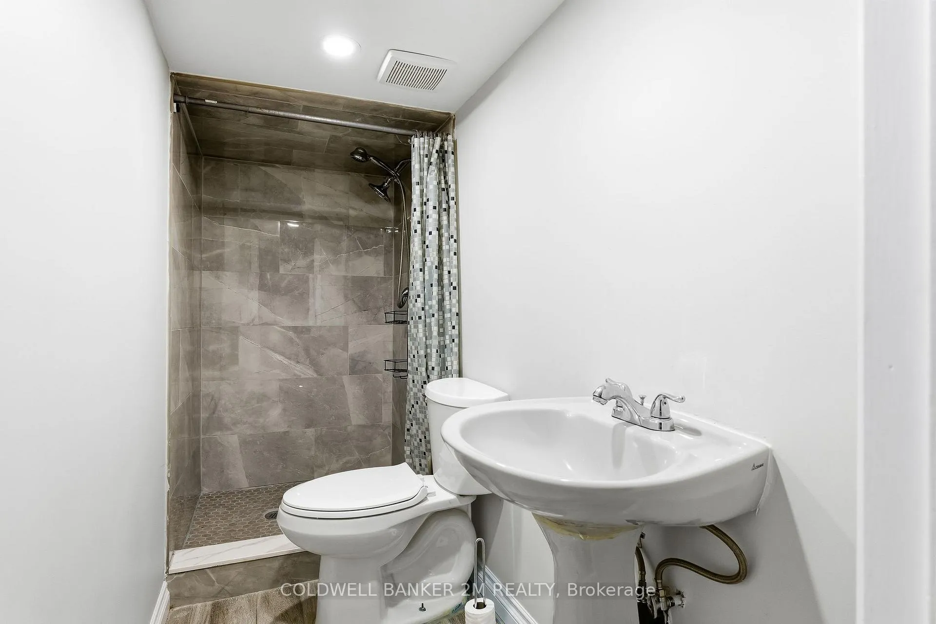 Photo 24 of 34 Jermyn Street, Whitby, Lynde Creek — HOMEH