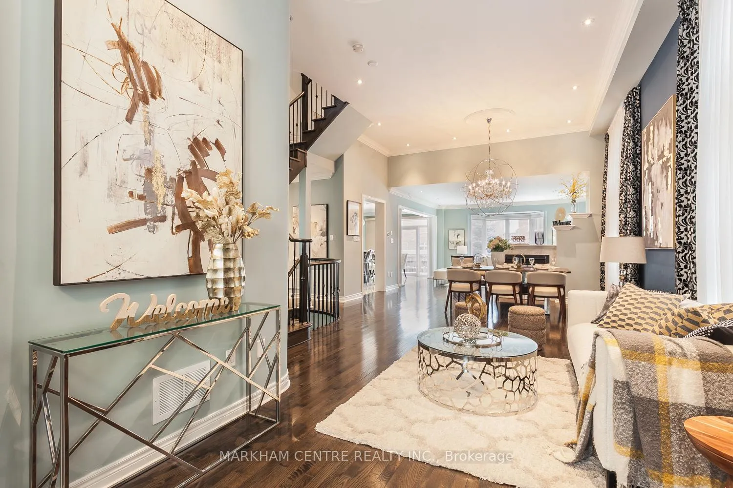 Photo 5 of 67 Chayna Crescent, Vaughan, Patterson — HOMEH