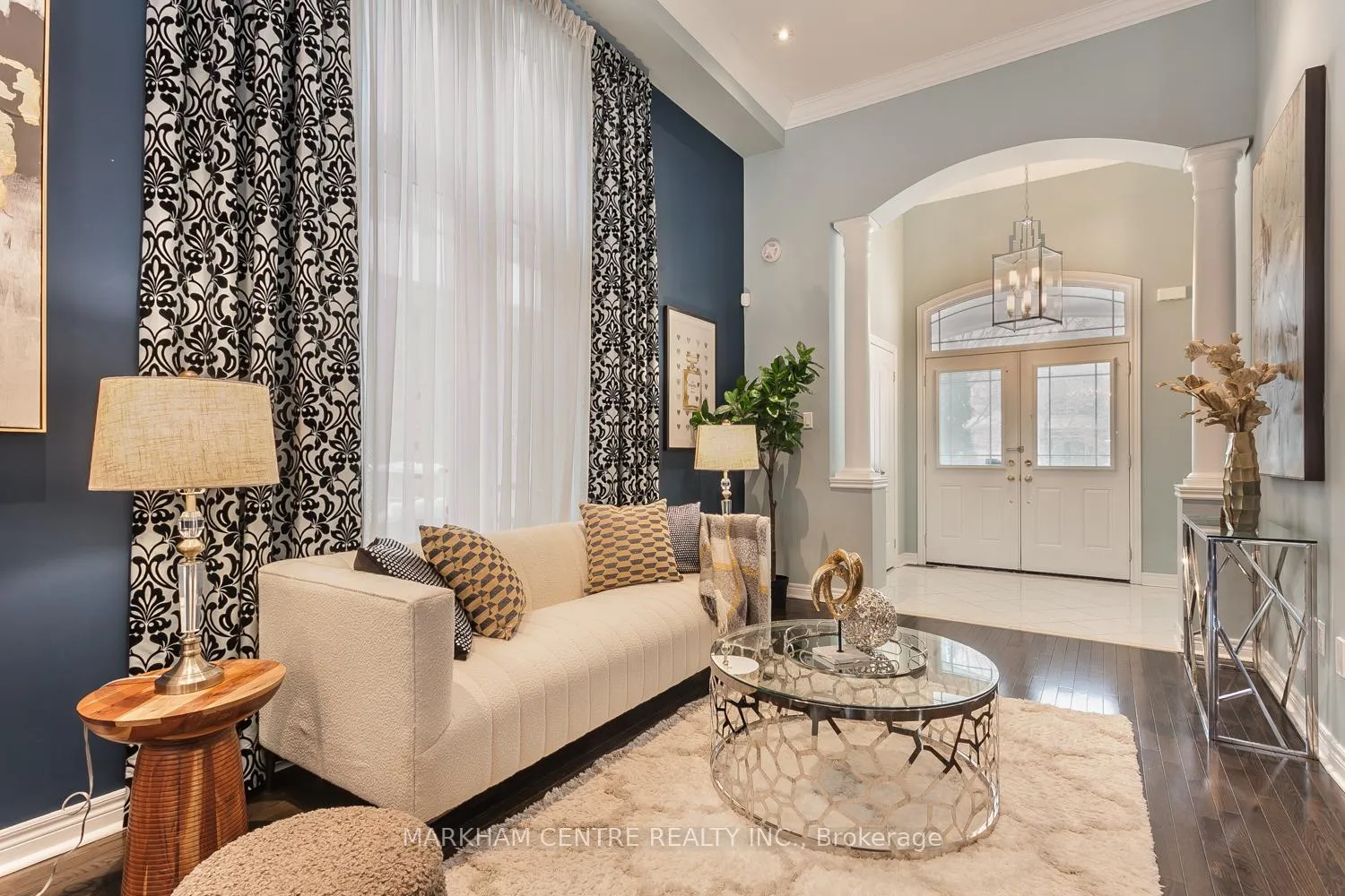 Photo 7 of 67 Chayna Crescent, Vaughan, Patterson — HOMEH