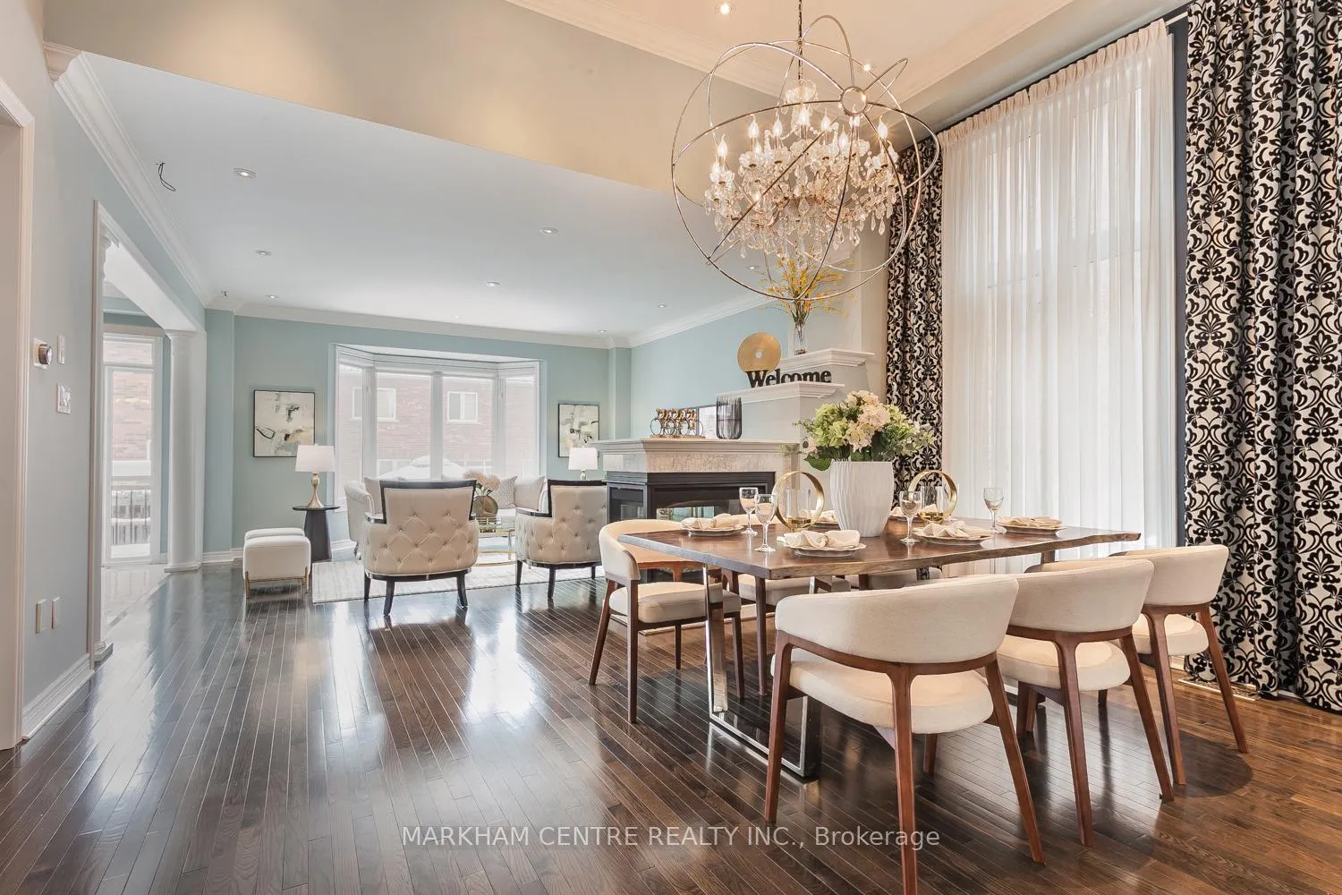 Photo 10 of 67 Chayna Crescent, Vaughan, Patterson — HOMEH