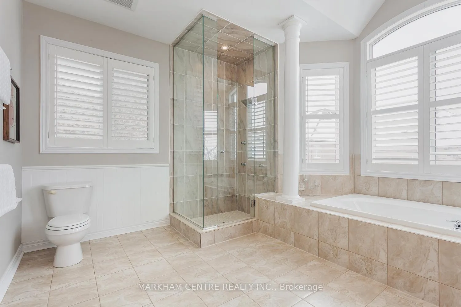 Photo 29 of 67 Chayna Crescent, Vaughan, Patterson — HOMEH