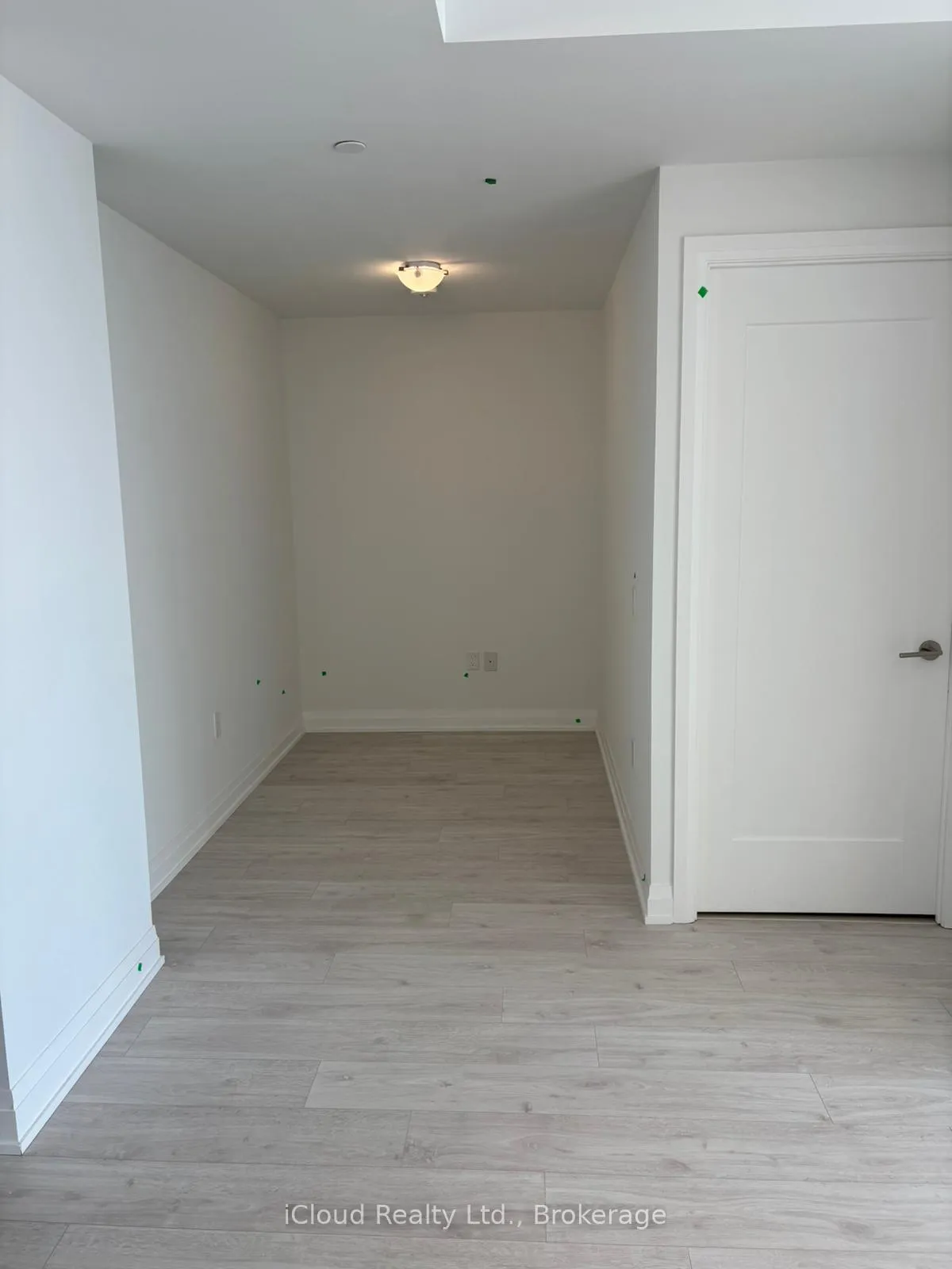 Photo 9 of Unit 708, 412 Silver Maple Road, Oakville, Joshua Meadows — HOMEH