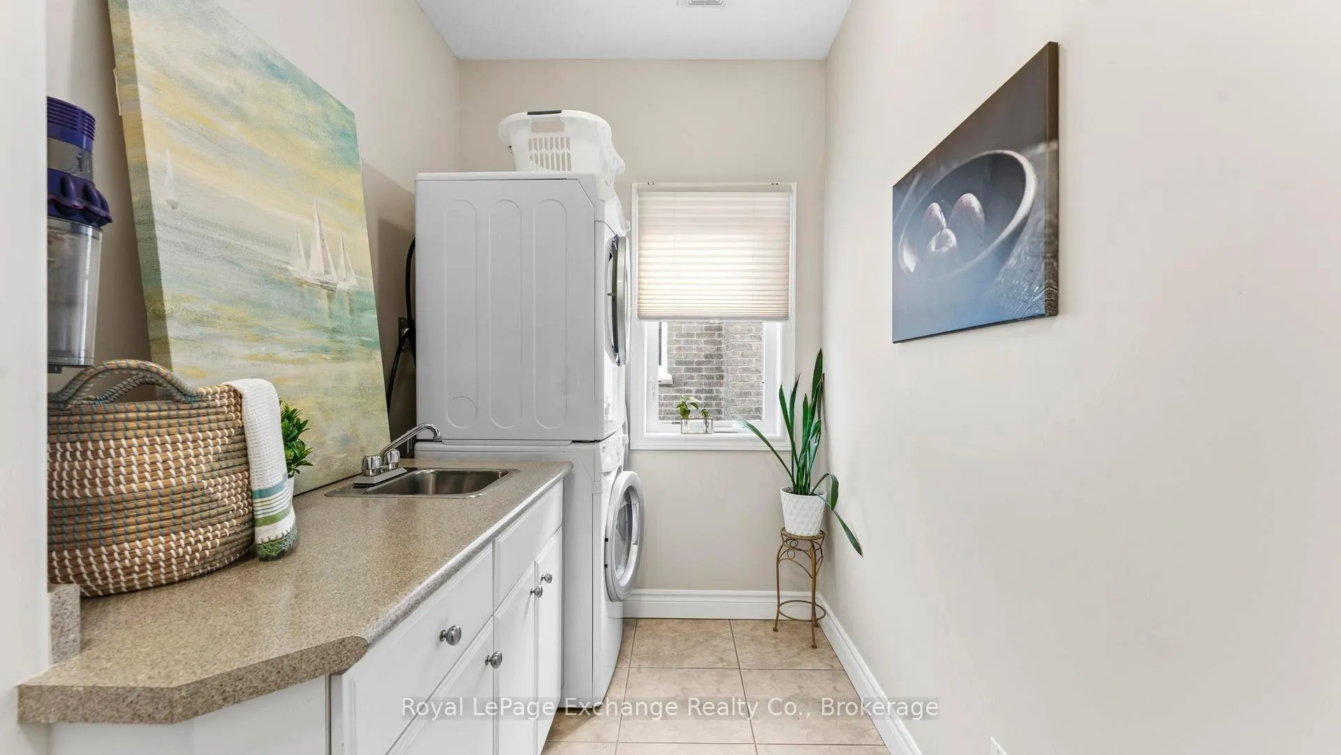 Photo 22 of 311 Wieck Boulevard, Kincardine — HOMEH